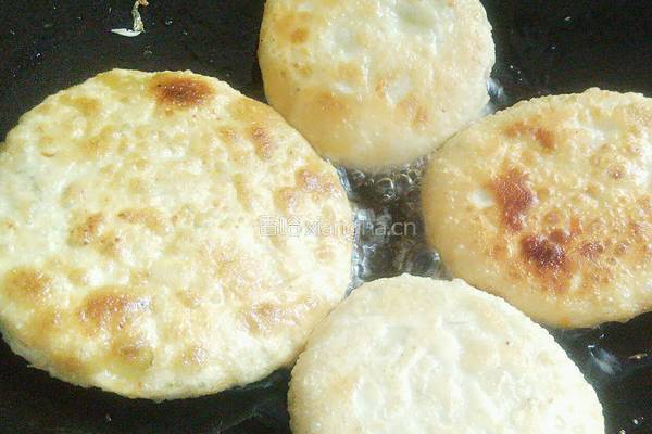 韭菜煎饼的做法图解15