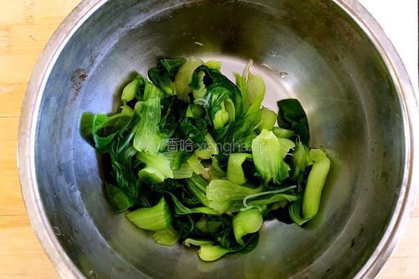 椒油粉丝油菜的做法图解1