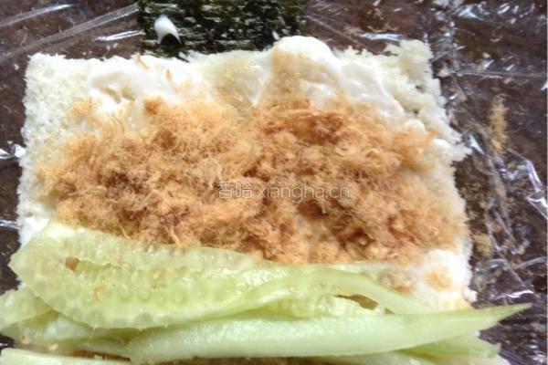 海苔土司卷的做法图解3