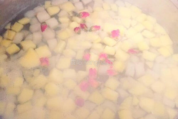 苹果鸭梨玫瑰花茶的做法图解4