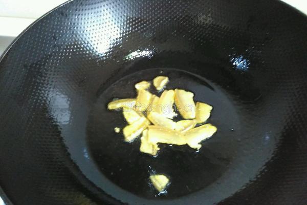 大白菜炒咸肉的做法图解3