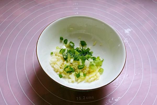 凉拌娃娃菜的做法图解3