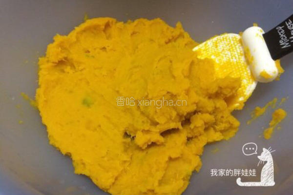 南瓜芝麻饼的做法图解3