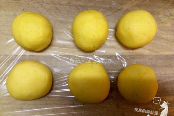 南瓜芝麻饼的做法图解6