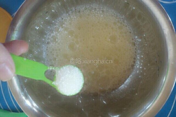 8寸柠香酸奶戚风蛋糕的做法图解10