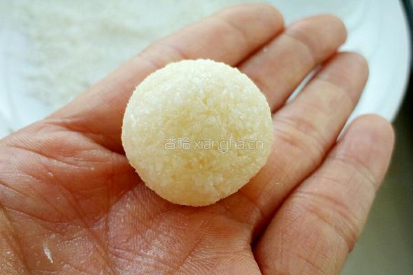蛋白椰丝球的做法图解6