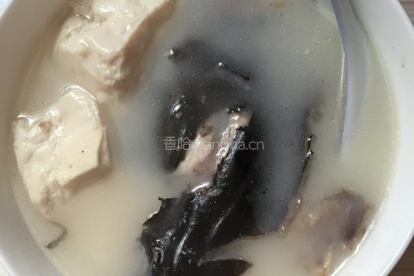 鱼头豆腐汤