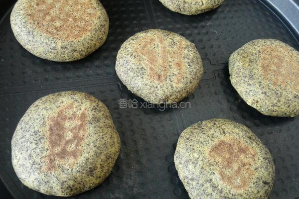 贴饼子的做法图解4