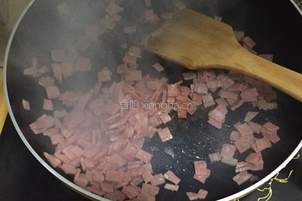 培根菠菜炒饭的做法图解2