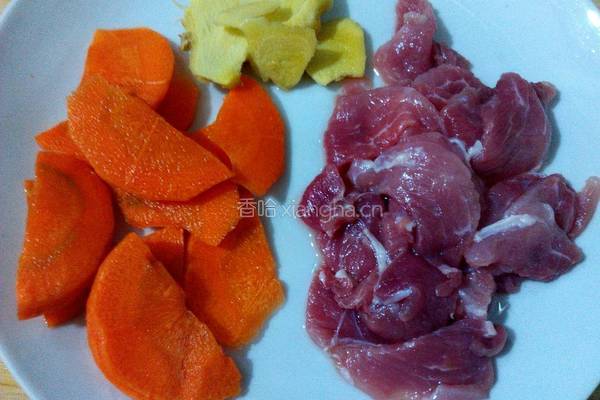 杏鲍菇瘦肉汤的做法图解3