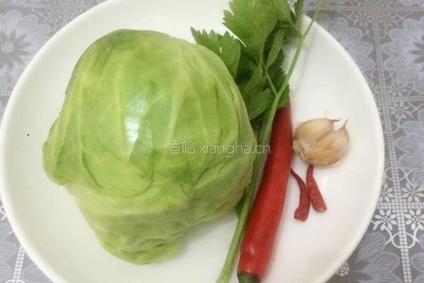 手撕包菜的做法图解1