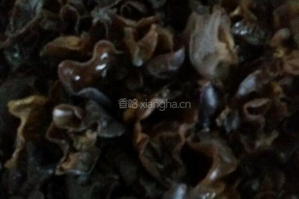 山药炒木耳的做法图解1