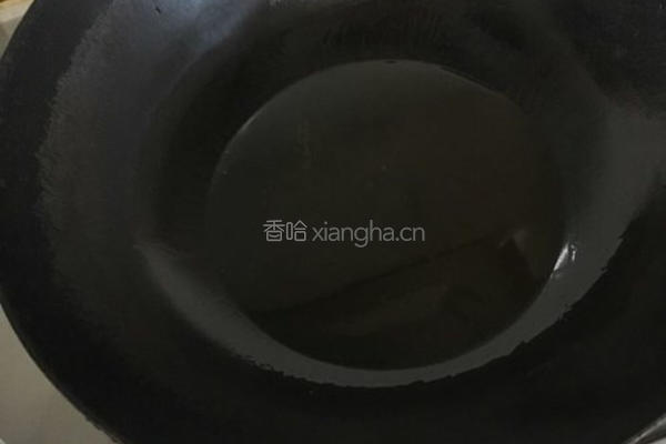 青椒炒臭豆腐的做法图解3