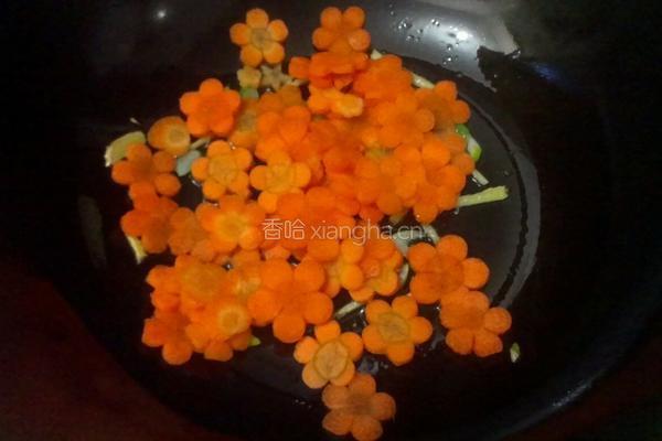 萝卜花炒里脊丝的做法图解7