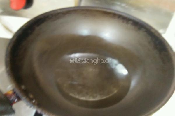 黄豆酱烧土豆片的做法图解2