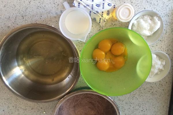 可可戚风的做法图解2
