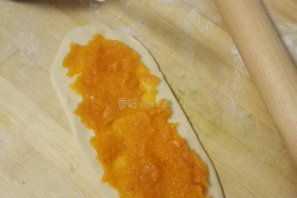夹心面包卷的做法图解2