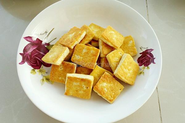 香菇烧豆腐的做法图解4