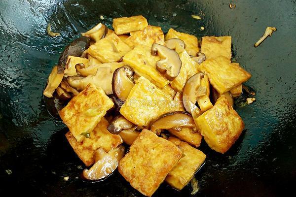 香菇烧豆腐的做法图解10