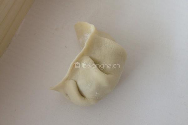西葫芦鸡蛋木耳水饺的做法图解9