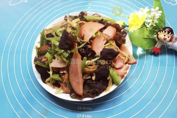 木耳炒火腿的做法图解10
