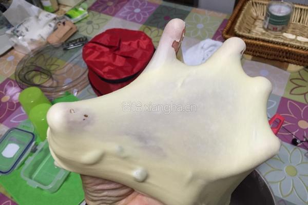 葡萄干椰蓉面包的做法图解3