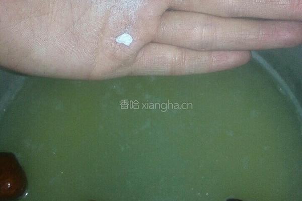 红枣小米粥的做法图解2