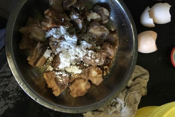 蒜头蒸排骨的做法图解3