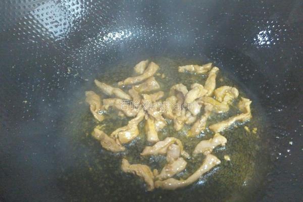 绿豆芽炒肉丝的做法图解3