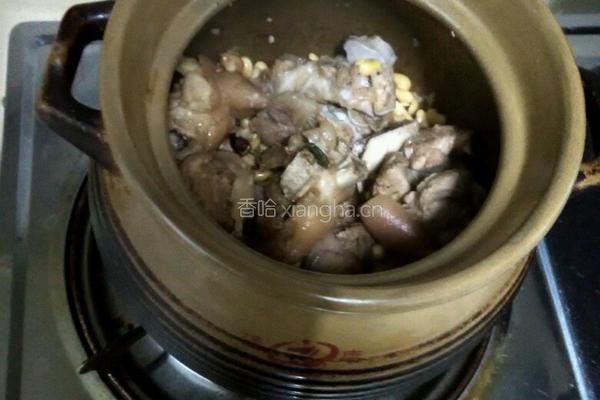 黄豆猪蹄的做法图解3