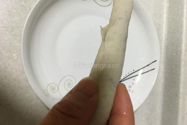 葱香肉丝春卷的做法图解11