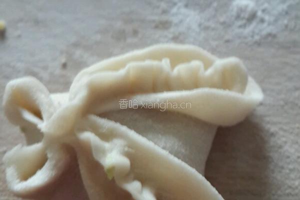 蝴蝶水饺的做法图解7