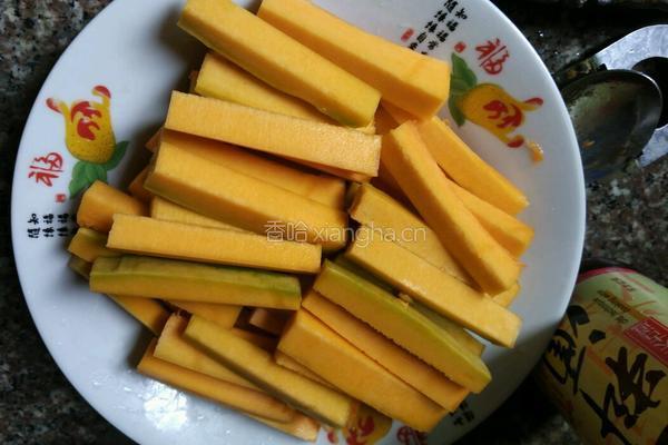 咸蛋黄焗南瓜的做法图解4