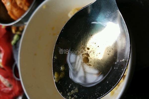 咸蛋黄焗南瓜的做法图解3