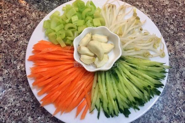 老北京炸酱面的做法图解5