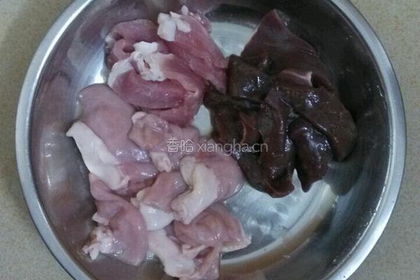 西洋菜猪杂汤的做法图解4