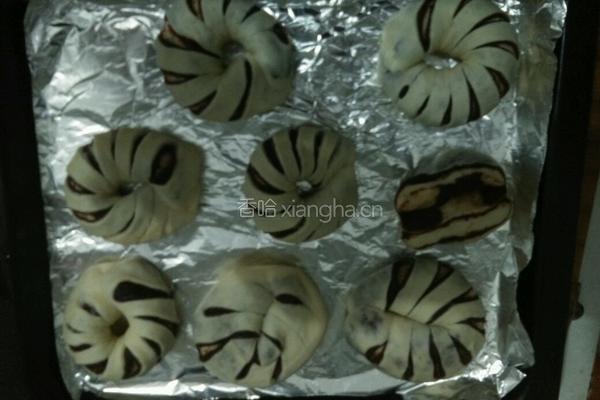 豆沙面包的做法图解5