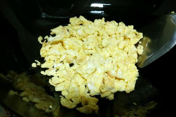 冰花菠菜鸡蛋煎饺的做法图解4