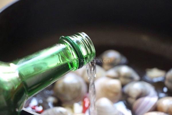 酒蒸文蛤的做法图解5