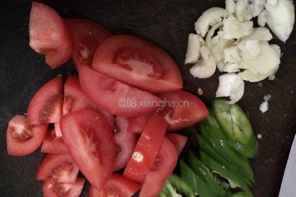 青瓜炒猪肉的做法图解3