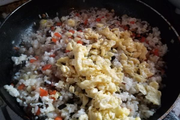 美味炒饭的做法图解11