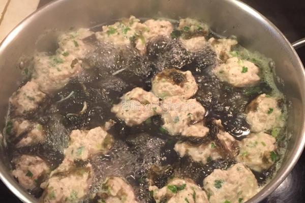 紫菜干贝肉丸汤的做法图解10