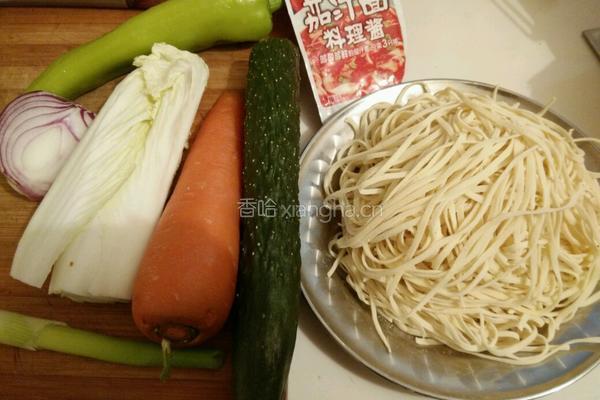素炒面的做法图解1