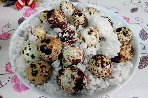 盐焗鹌鹑蛋的做法图解9
