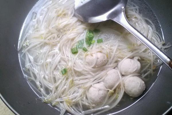 豆芽肉丸汤的做法图解7
