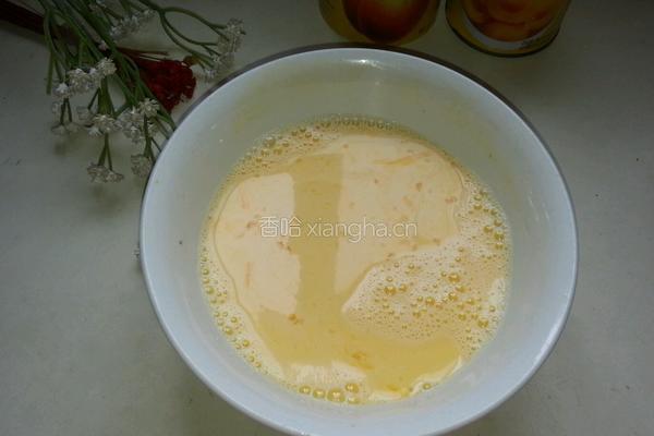 黄桃鸡蛋布丁的做法图解3