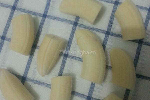 香酥炸香蕉的做法图解2