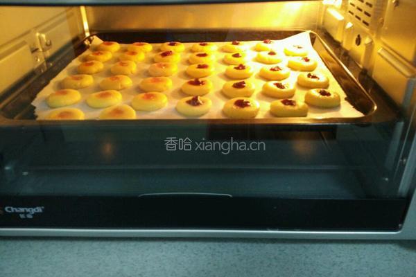 奶香果酱酥饼的做法图解7