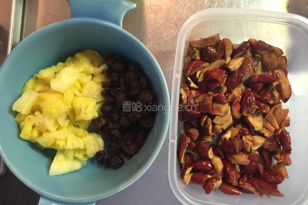 红枣菠萝干果糯米饭的做法图解4