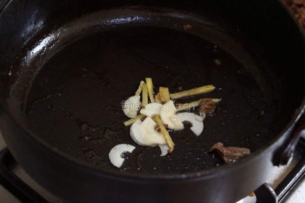 洋葱蚝油牛肉的做法图解5